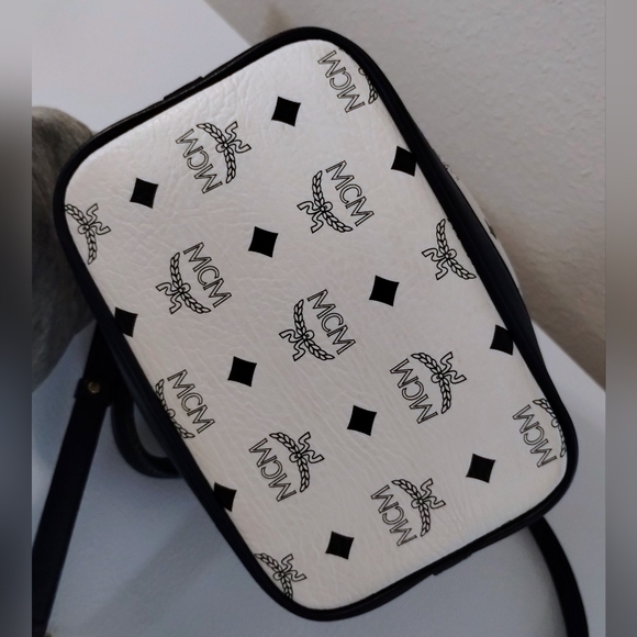 AUTH MCM Navy Blue and White Bucket Bag with Gold Accents and registration card - Picture 7 of 14